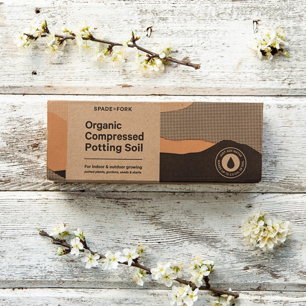 Organic Compressed Potting Soil (expands to 2.5 gallons)